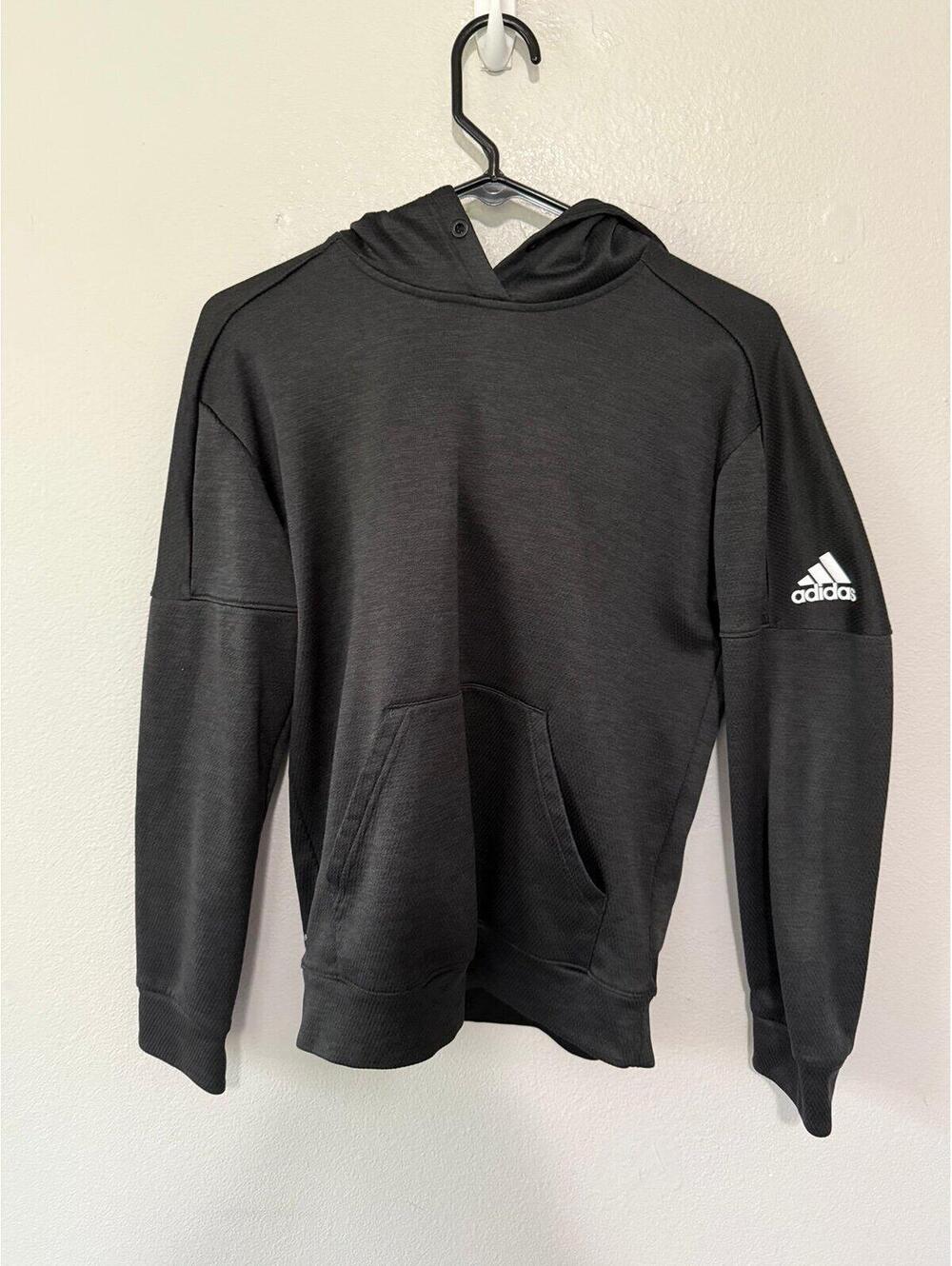 Men’s adidas hoodie size small